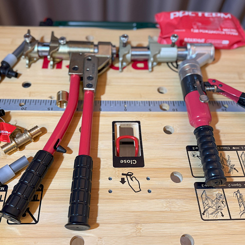 За чем будущее: за пластиковыми аксиальными фитингами или за латунными Российский рынок инженерной сантехники